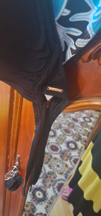 Vand costum de baoe nou