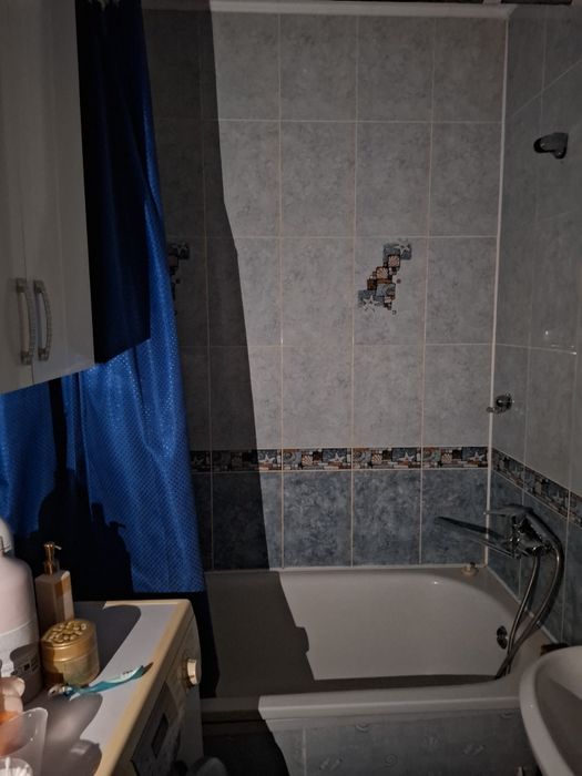 Сдам 3х.ком в районе Достык Молла