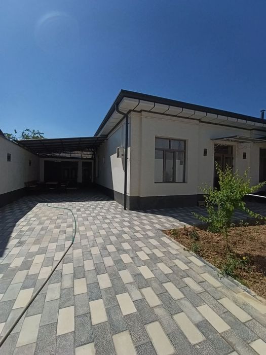 Новый одноэтажный дом в махалле Абдурахмон за 105.000