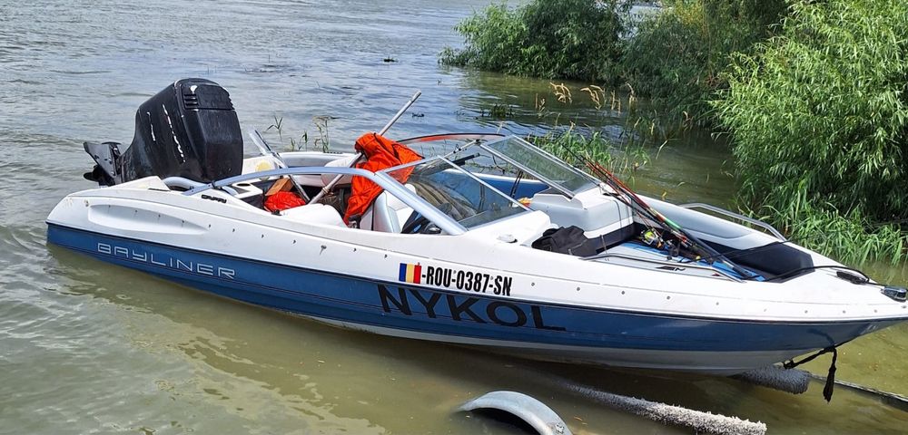 Barcă  Bayliner  Capri 1700