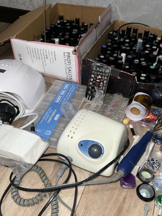 Продается материалы для маникюра