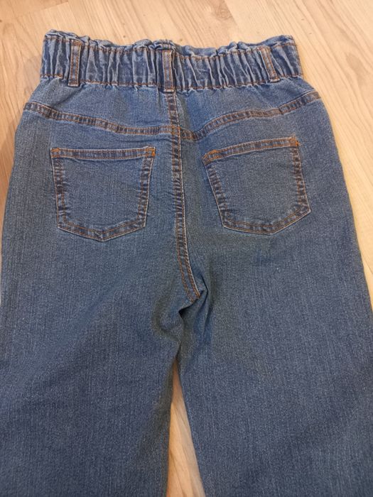 Дрехи за момиче 8-10г.