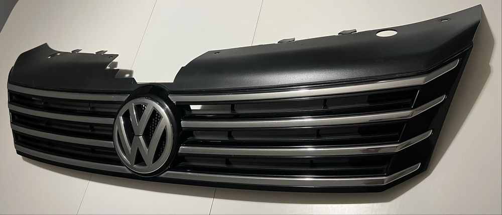 Предна решетка VW Passat B7 2012г