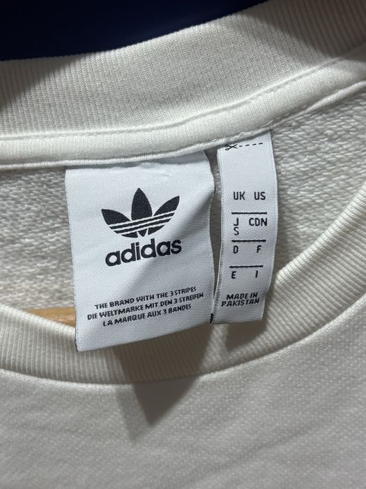 Adidas sweatshirt
