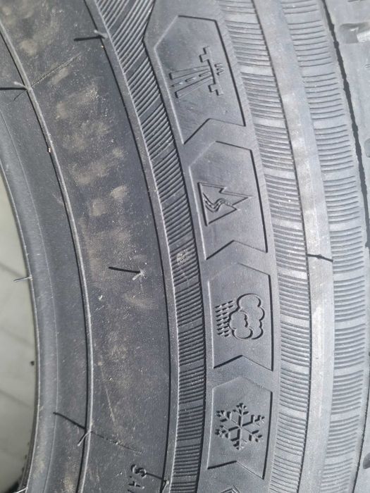 185/75 R16C, 104/102R,  PETLAS,  FullGrip PT925,  Anvelope mixte M+S