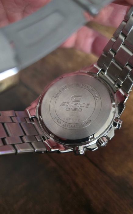 Casio Edifice в много добро състояние