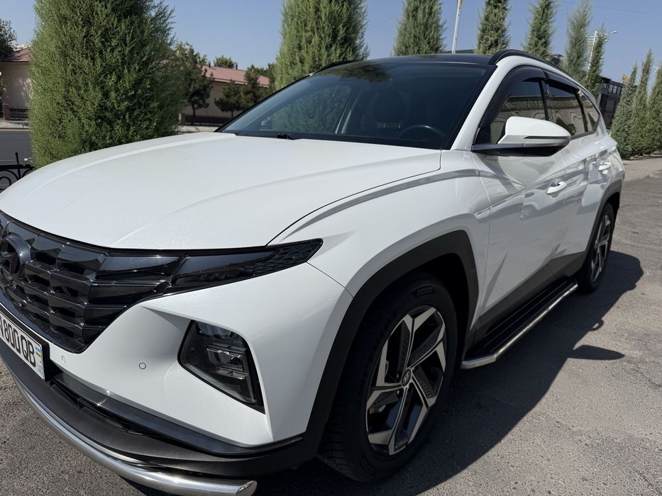 Sotuvda hyundai tukson moshinasi