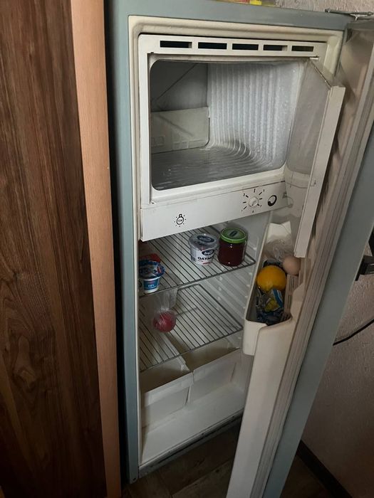 Холодильник рабочий