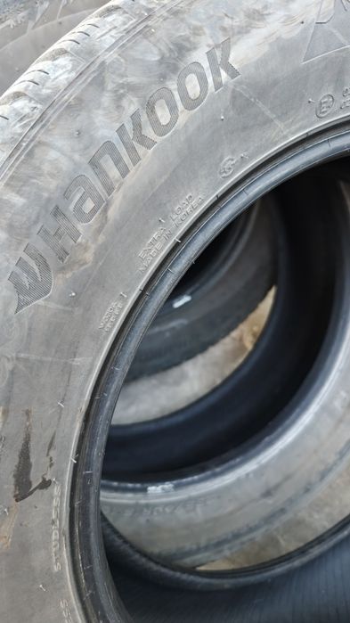 Cauciucuri 235 60 r18 Hankook iarna