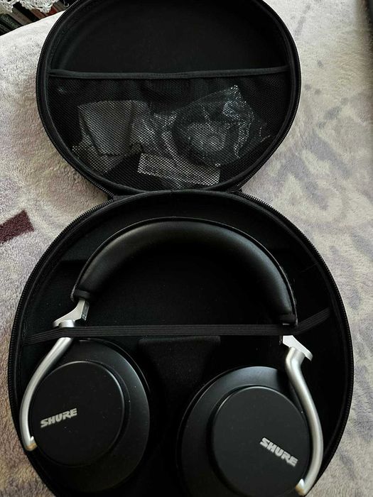 Shure Aonic A50 over-ear wireless