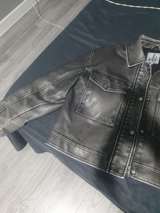 Продам кожаную куртку-пиджак