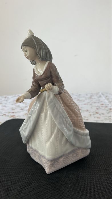 Фигурки Angela и Jolie Nao Lladro