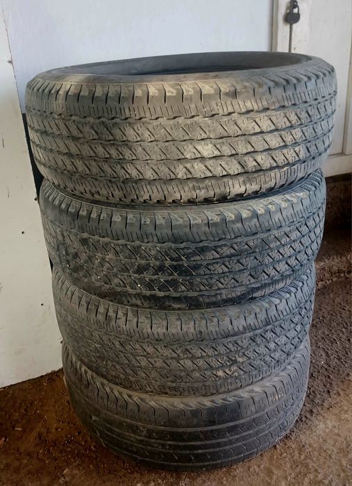 Шины 265/65/17 4 шт летный