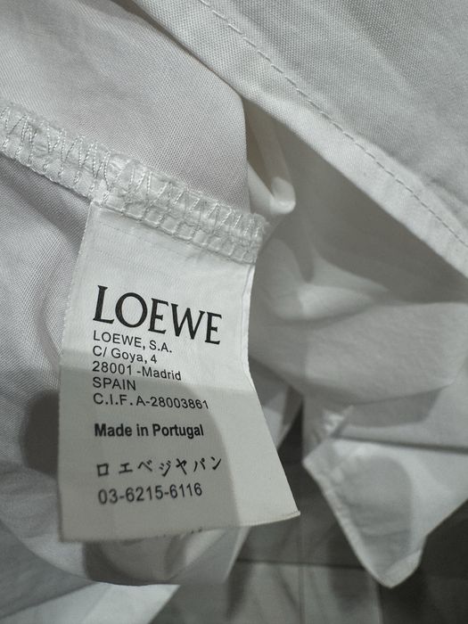 Риза  LOEWE нова