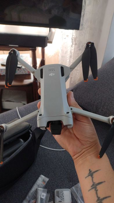 Дрон DJI Mini 3 pro