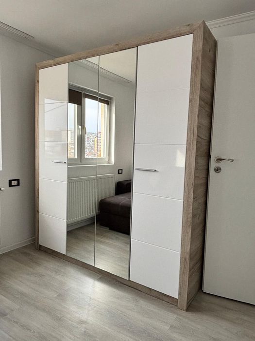 Apartament de închiriat