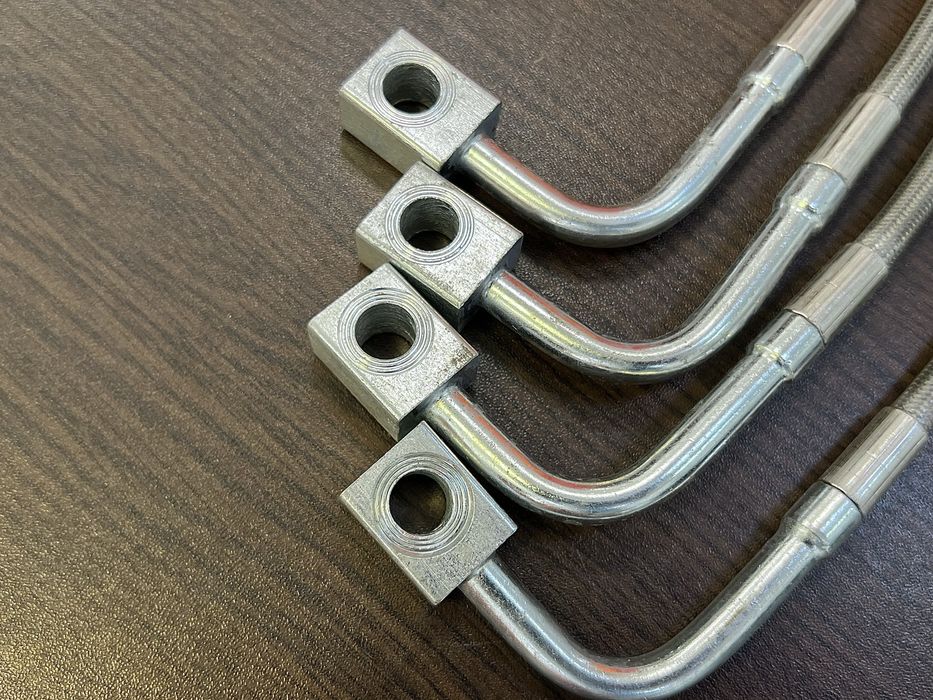 Армирани маркучи за спирачни апрати за Jeep Wrangler JK