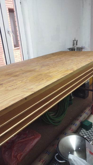 Продается столы стулья