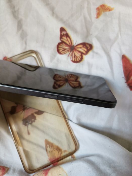 Продам телефон Realme note 60