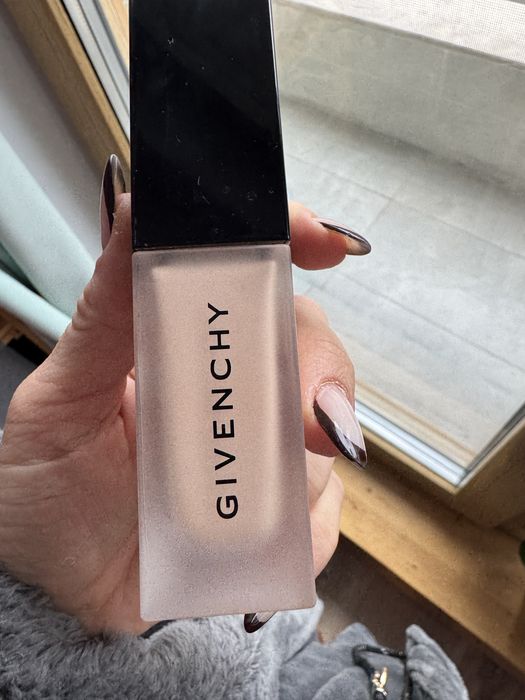 Фон фьо тен Givenchy