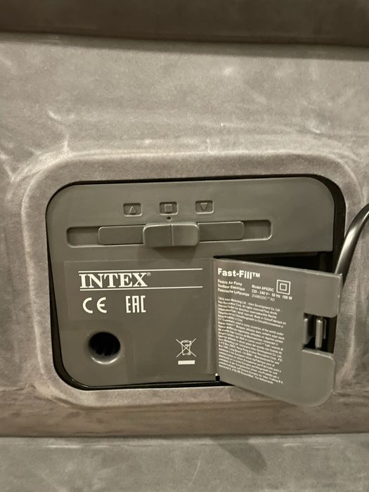 Надуваем дюшек INTEX