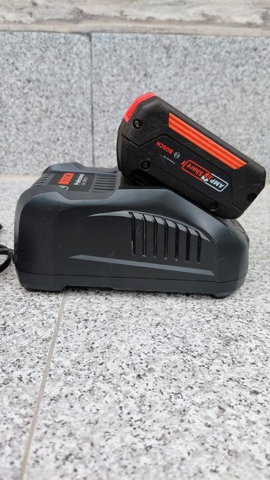 Bosch Батерия и Зарядно