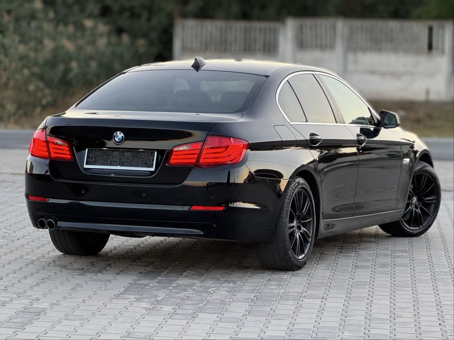 BMW 5 Series 2011 — imagine 4
