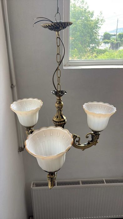 Lampadar cu 3 și 5 brațe