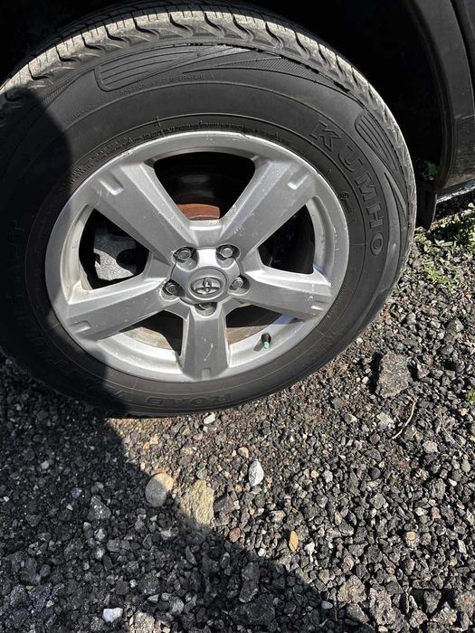 Продава се на части: Toyota RAV4 2.2 D-4D 2011