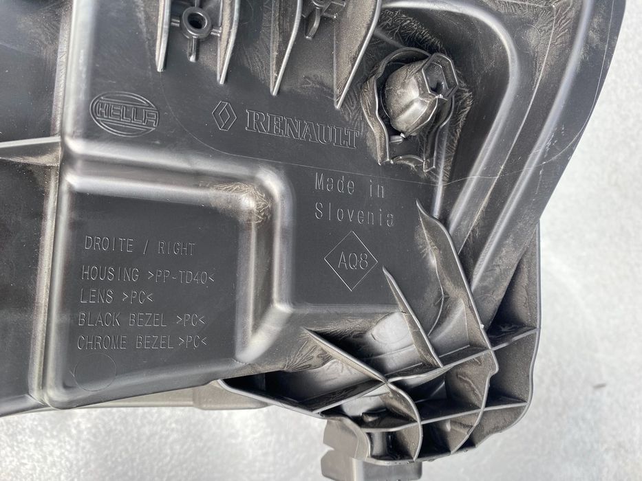 Far Faruri complete Pure Led Renault Megane E Tech noi originale