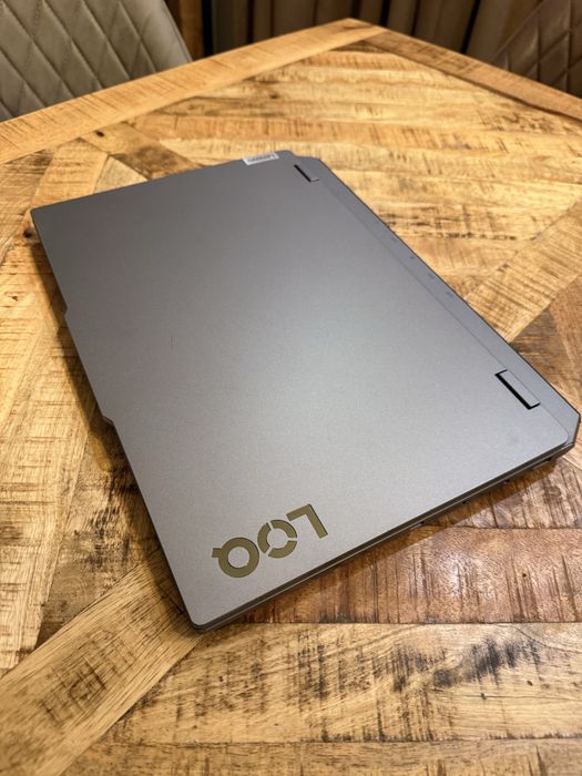 Laptop gaming Lenovo LOQ 15ARP9 4060