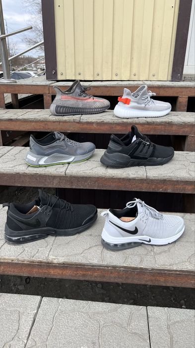 Кроссовки Nike и Adidas