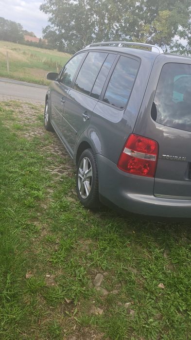 VOLKSWAGEN Touran 2006 — imagine 3
