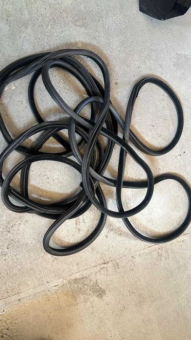 Уплотнительные резинки от БМВ Х5. Е70. Е39. Е60