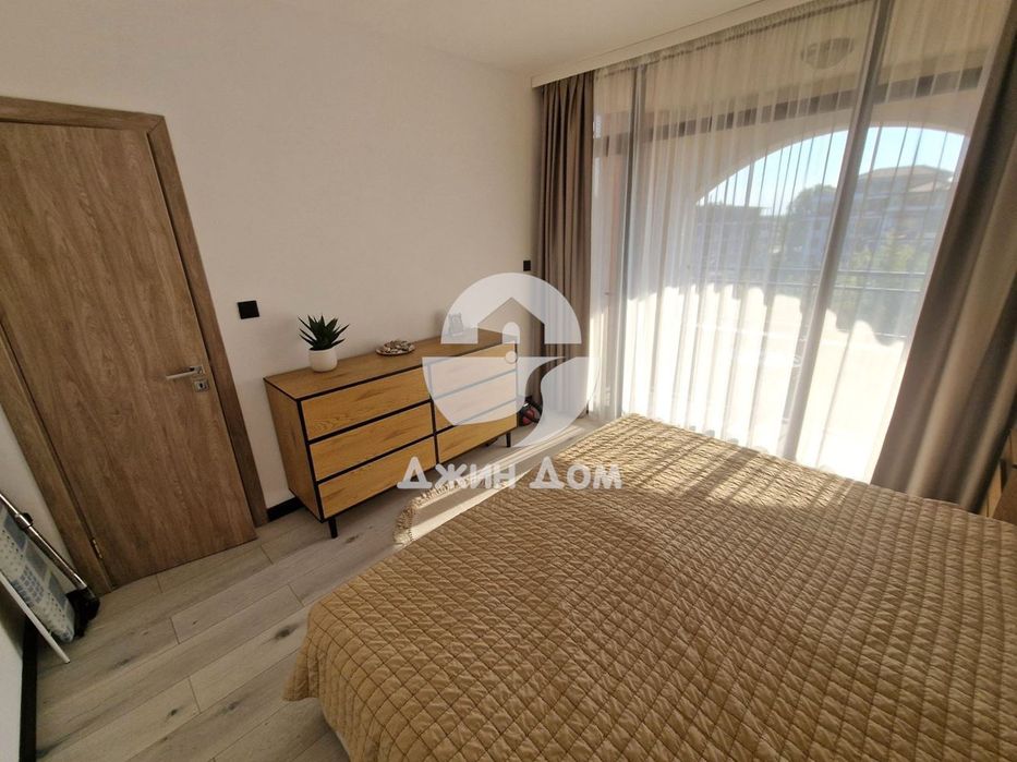 Продава се Двустаен апартамент в к.к. Слънчев бряг - 67 кв.м за 1217 €/кв.м - Снимка #5