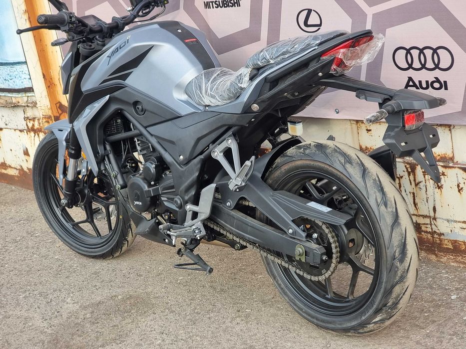 Мотоцикл YAQI 300