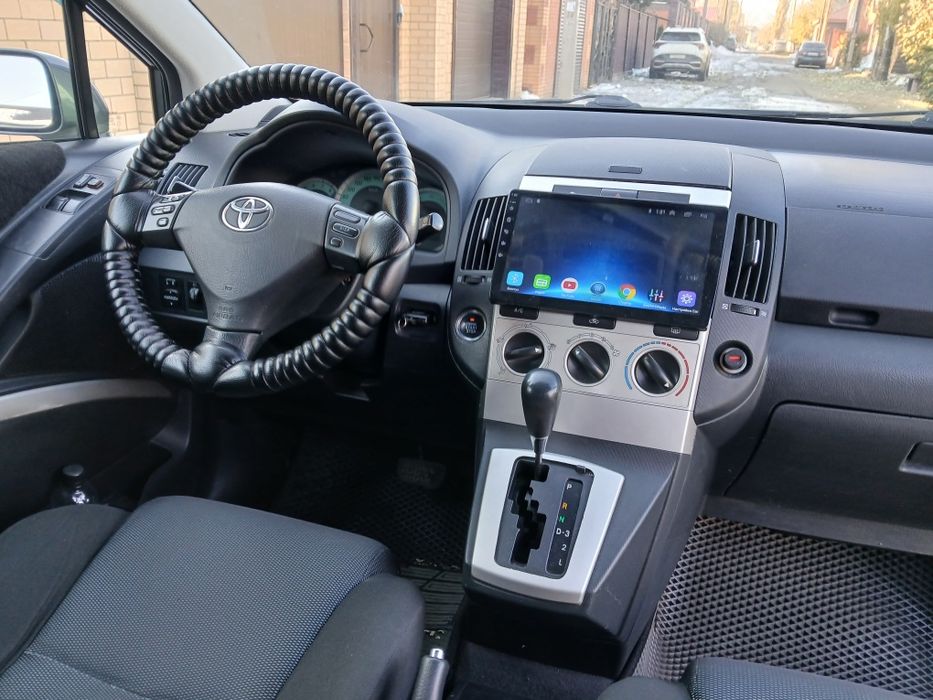 Продам тойота версо