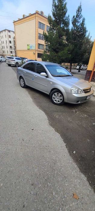 Metan gaz o'rnatilgan Chevrolet lacetti(1.8litr) 2013 ish/ch