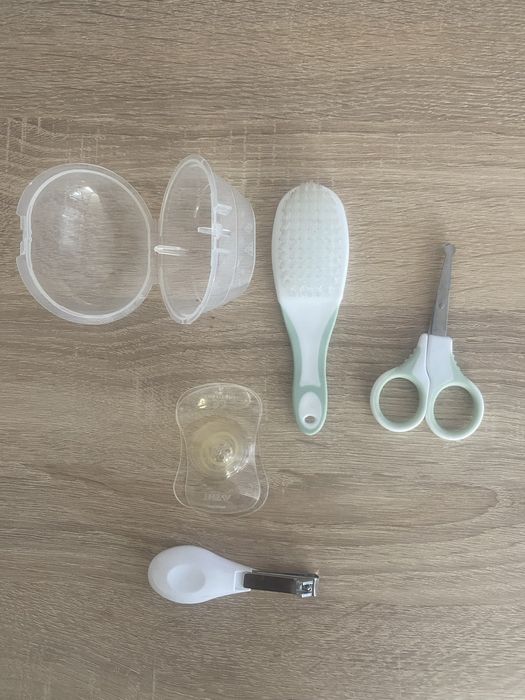 Бебешки принадлежности и изкуствени зърна