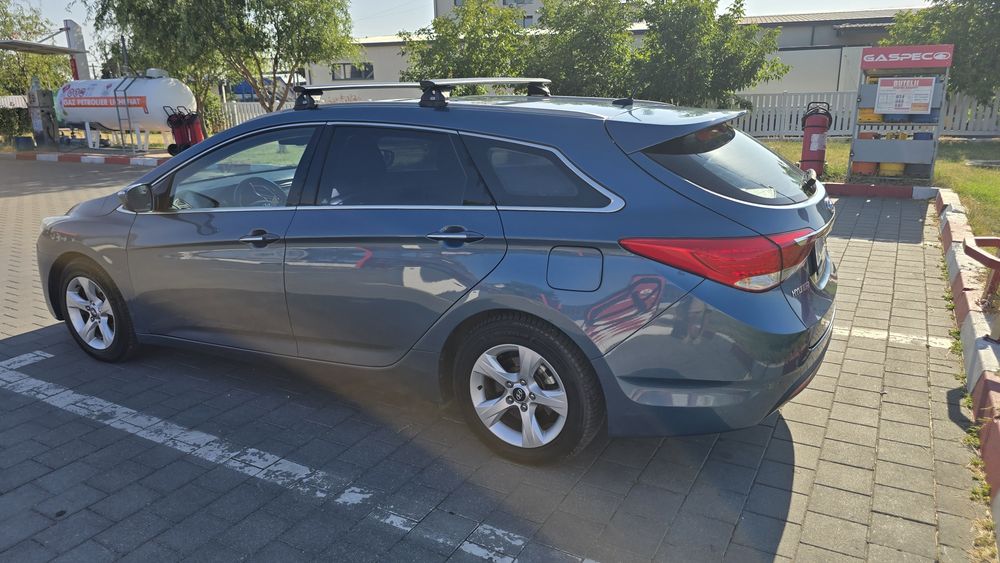 Hyundai i40 1.7CRDi 100kW 2012