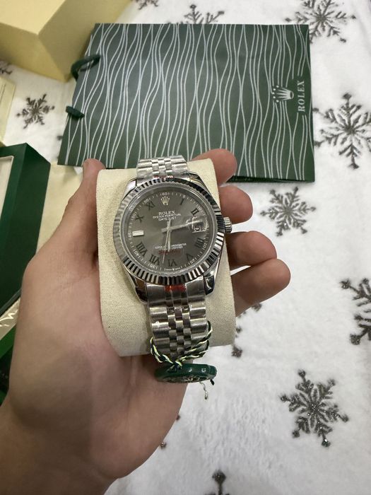 Чисто нов rolex