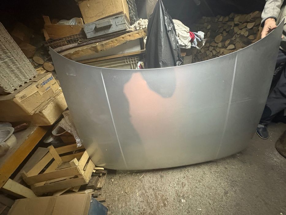 Преден капак голф 4