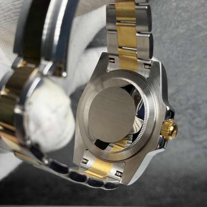 Часовник Rolex Submariner