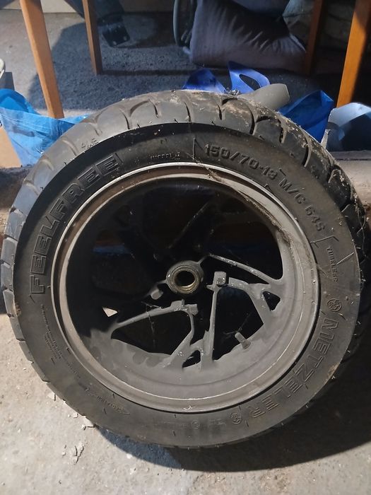 Продавам части за suzuki burgman 400 2009