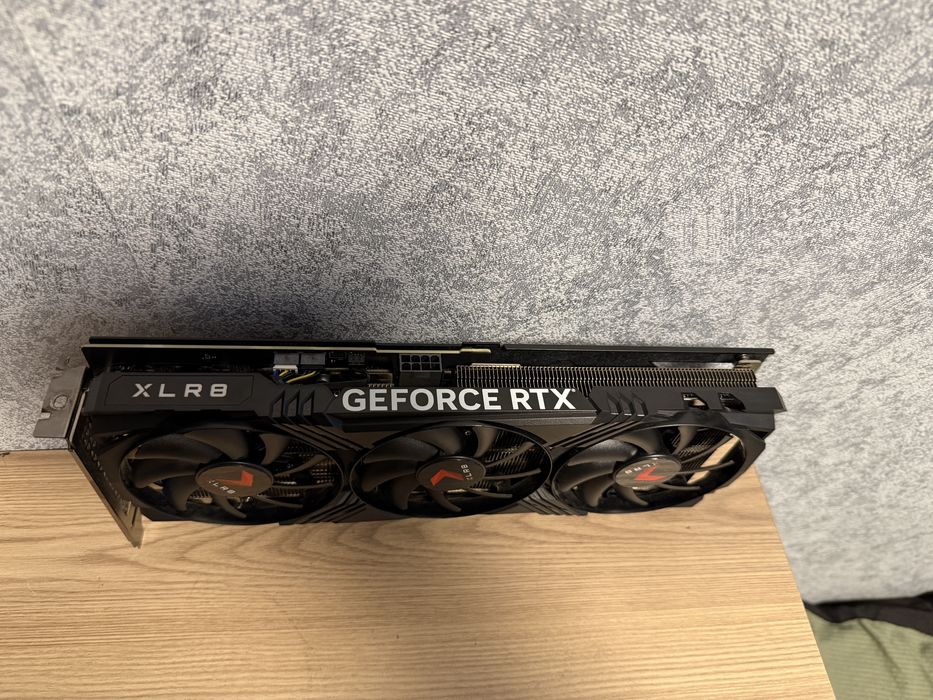 Видеокарта RTX 4070 12ГБ