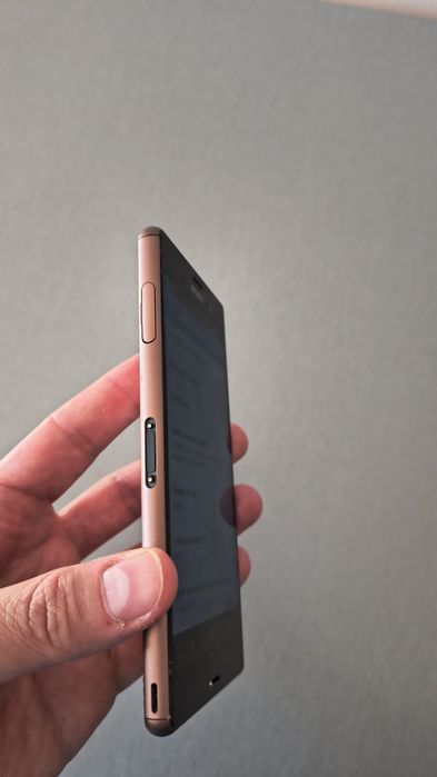 Sony Xperia Z3 cu accesorii