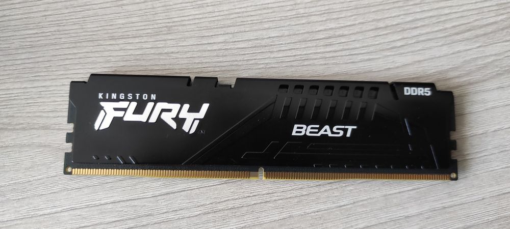 Оперативная память 16 Гб Kingston FURY Beast Black