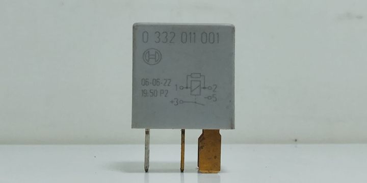 Releu  9008087019 Toyota Avensis a 2-a generatie T25