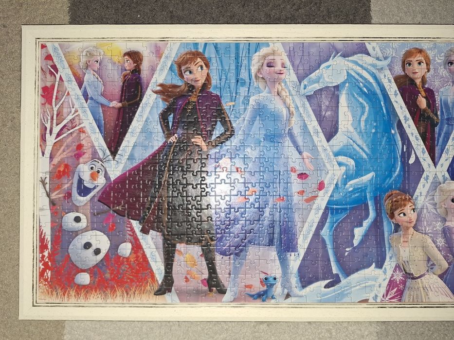Пъзел нареден и рамкиран на Замръзналото кралство 2  (1000части)