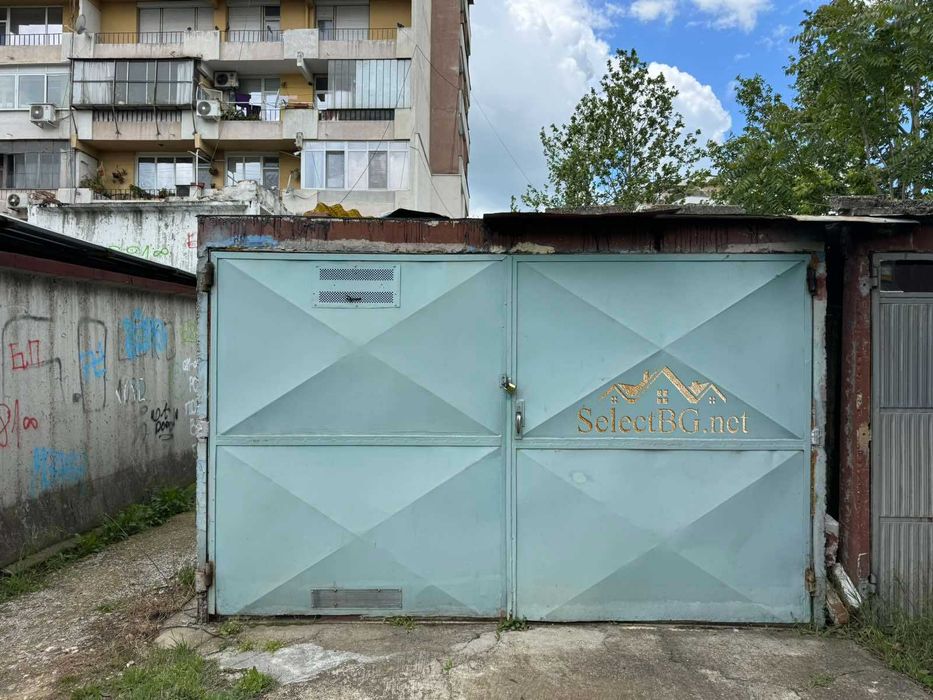 Продава се Четиристаен апартамент в Горна Оряховица - 110 кв.м за 719 €/кв.м - Снимка #11